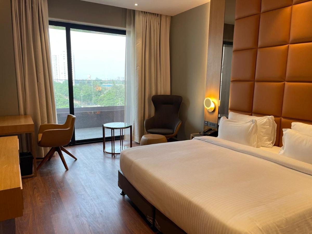 Hotel Damson Plum Lakhnaú Exteriér fotografie